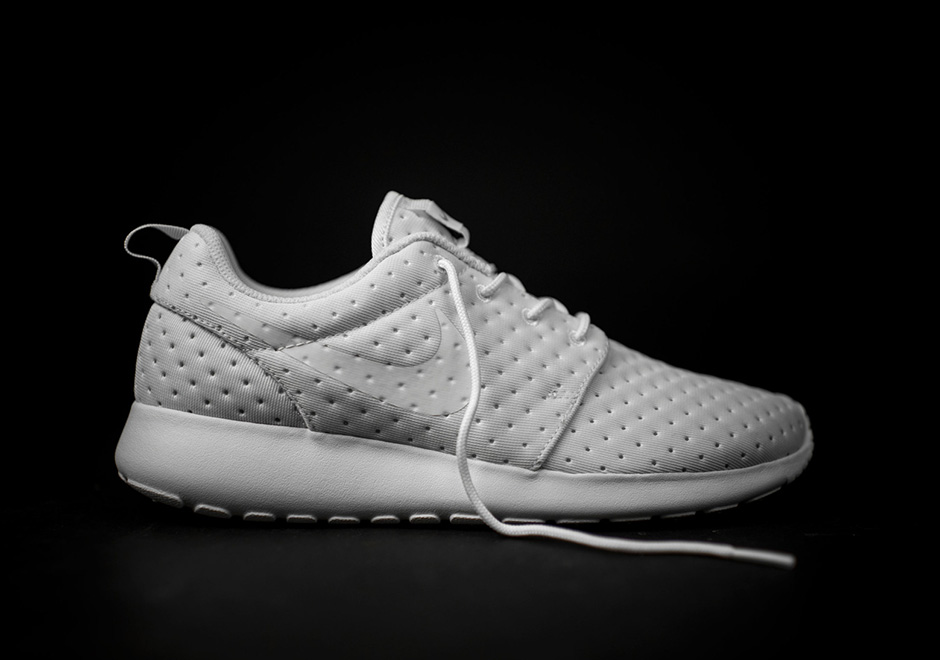 Nike Roshe One Pin Dot White 1