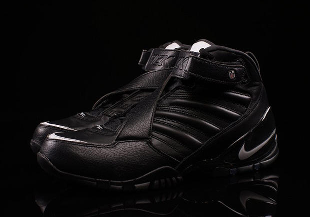 The Nike Zoom Vick III Retro Returns In "Triple Black"