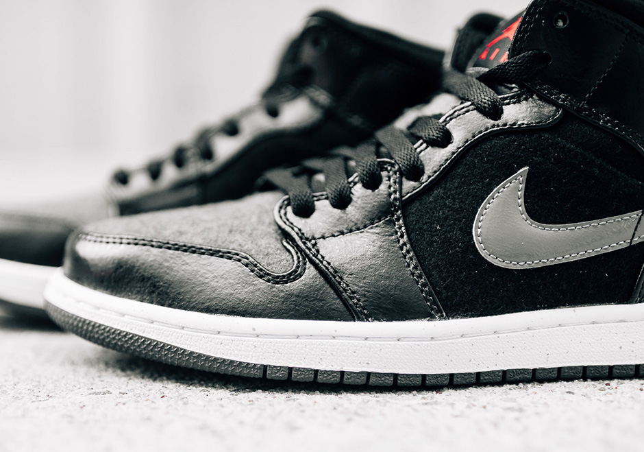 Air Jordan 1 Mid Premium Black Wingless 01