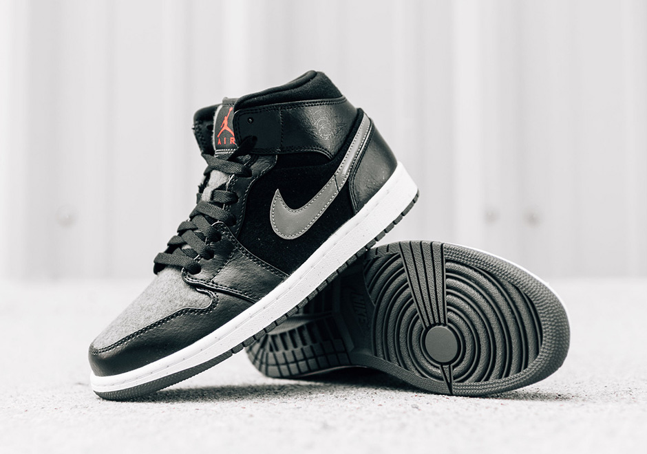 Air Jordan 1 Mid Premium Black Wingless 04