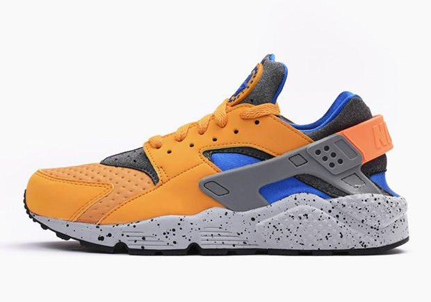 ACG-Themed Nike Huaraches Are Back