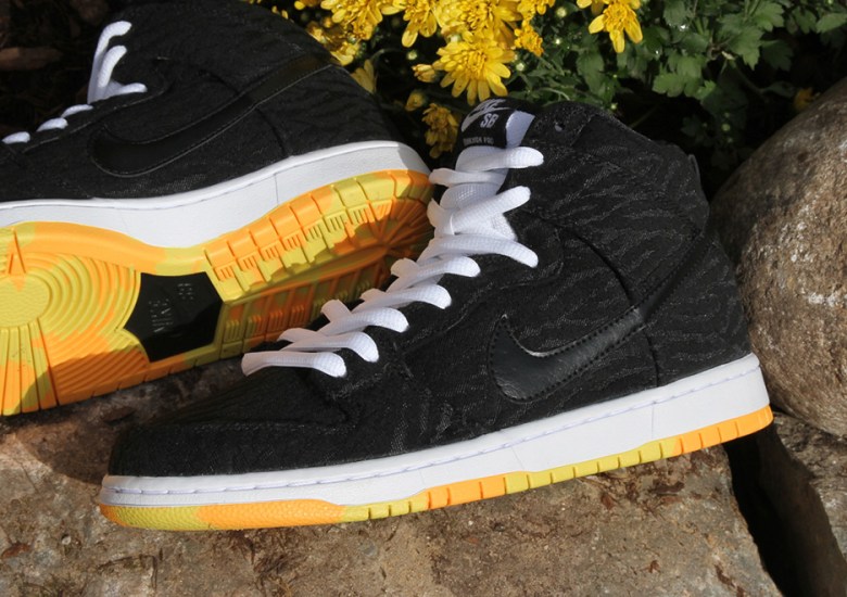 Nike SB Drops Another Skunk Dunk High