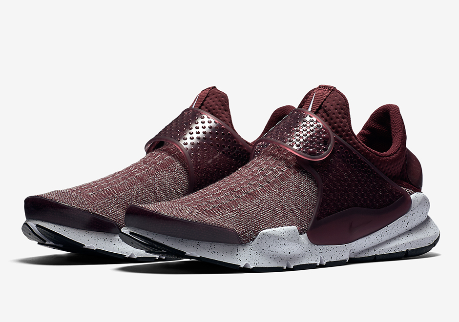 Nike Sock Dart SE Premium "Night Maroon"