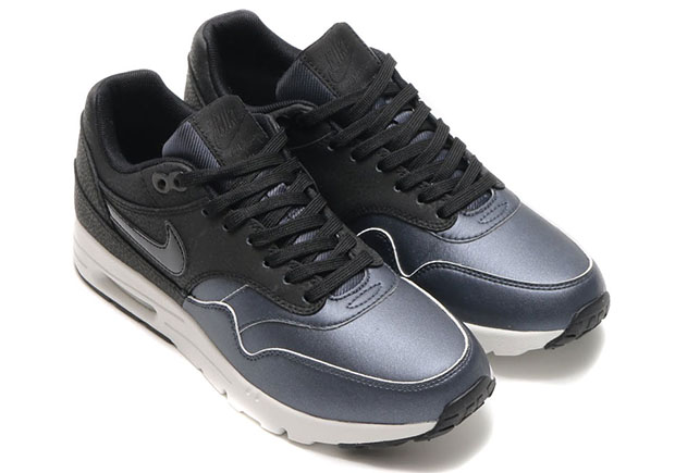 Nike Wmns Air Max 1 Ultra Metallic Toes Black Metallic Hematite