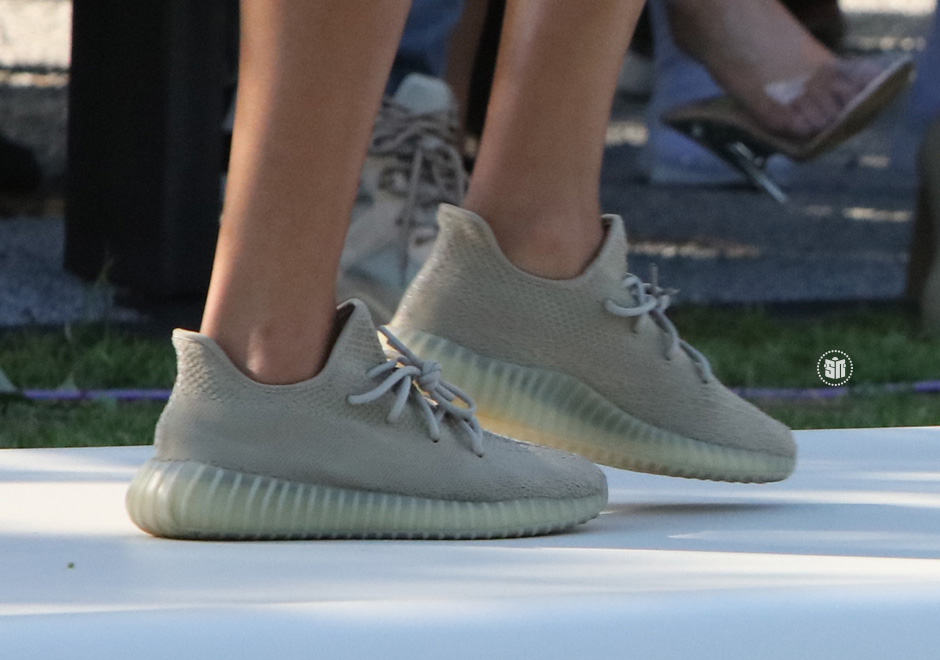 Yeezy Boost 350 Season 4 13