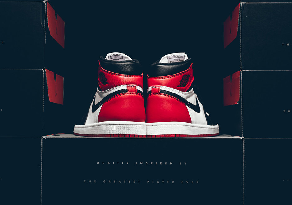 Air Jordan 1 Black Toe More Photos 4