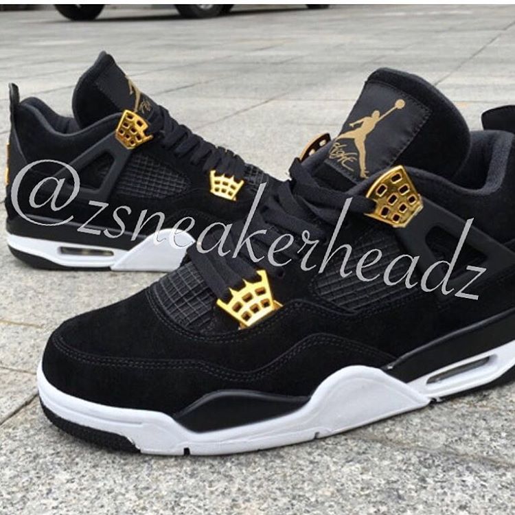 Air Jordan 4 Royalty January 2017 02