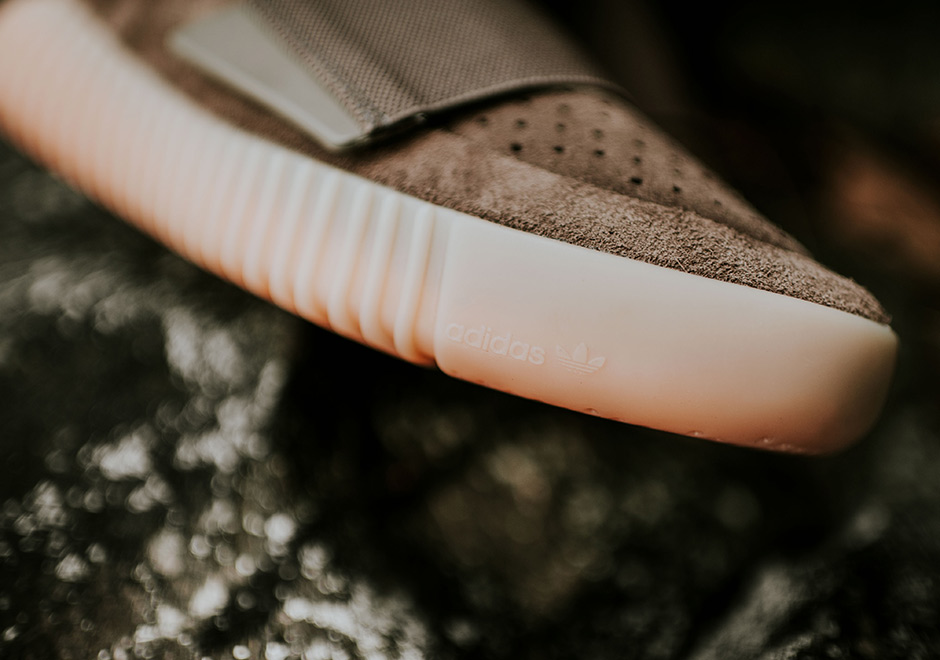 Light Brown Yeezy 750 Release Info 12