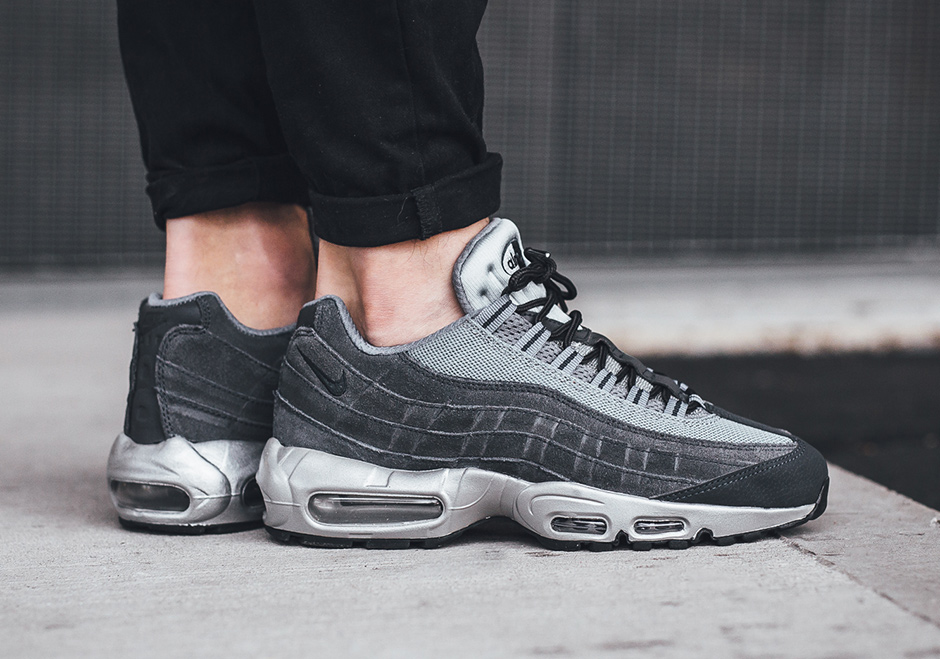 Nike Air Max 95 Wolf Grey Suede 02