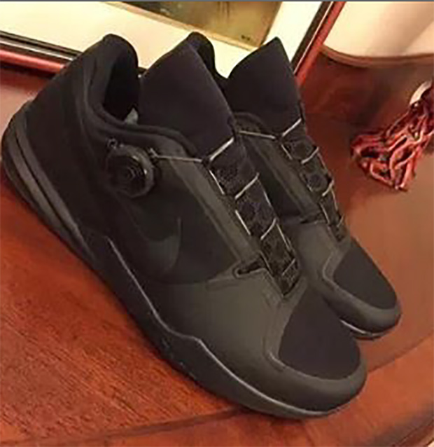 Nike Kobe Ad Triple Black First Look 02