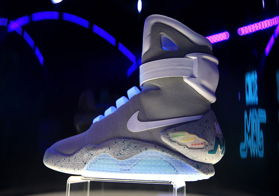 Nike Mag London Auction 1