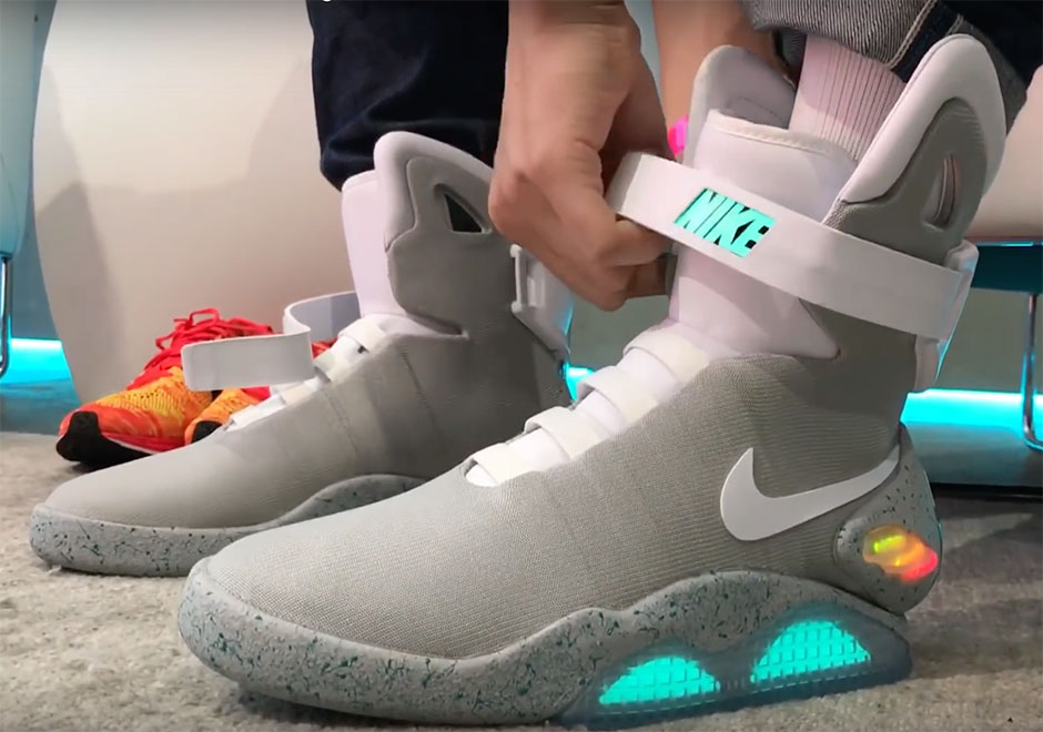 Self Lacing Nike Mag Shoes