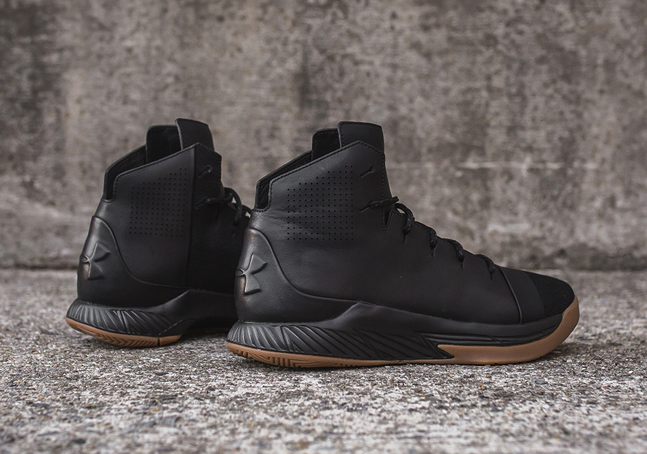 Under Armour Primo Black Gum 1