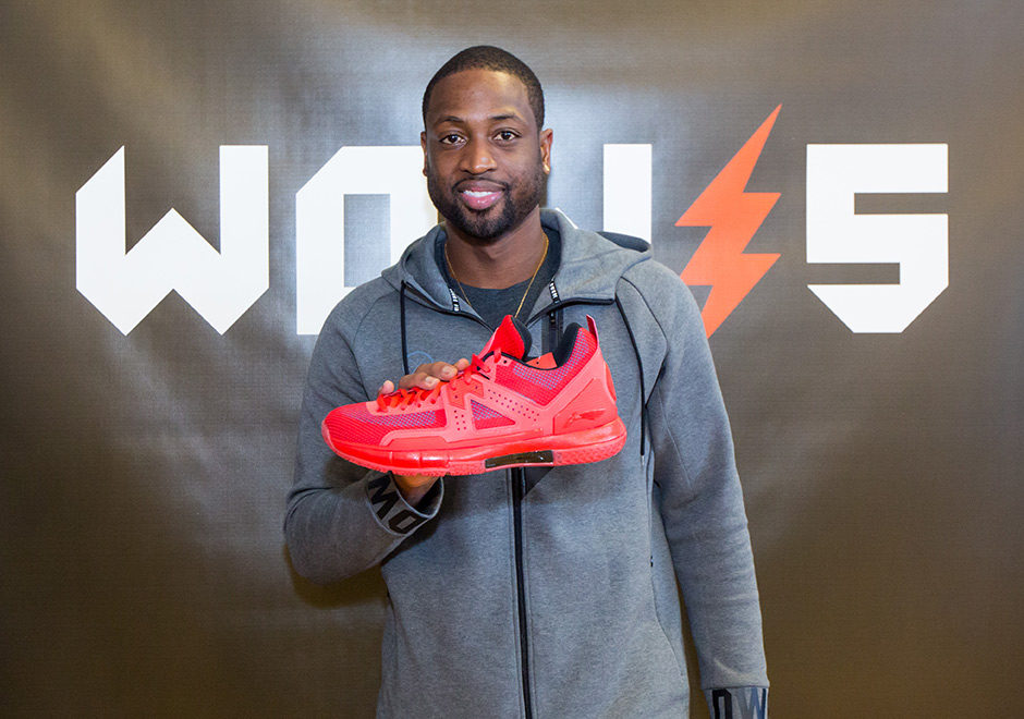 Dwyane Wade Discusses New Li-Ning Shoes, Transition To Chicago, And More