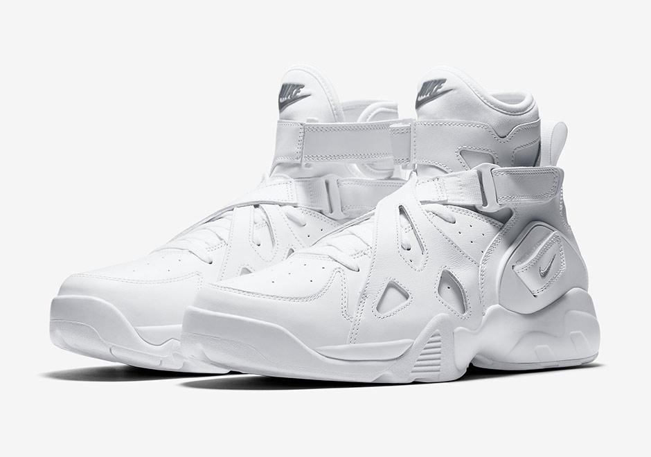 Nike Air Unlimited Triple White 3