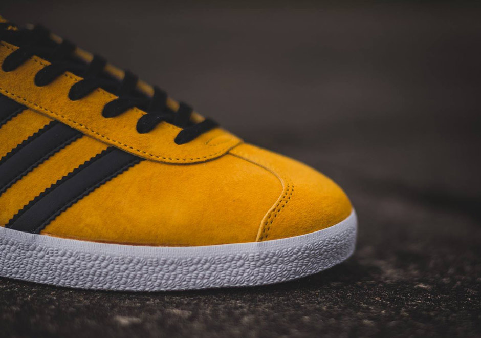 Adidas Gazelle Collegiate Gold Black 4 1