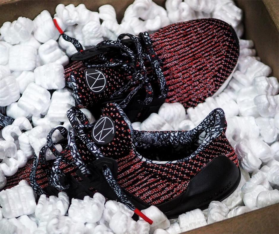 adidas-ultra-boost-chinese-new-years-33