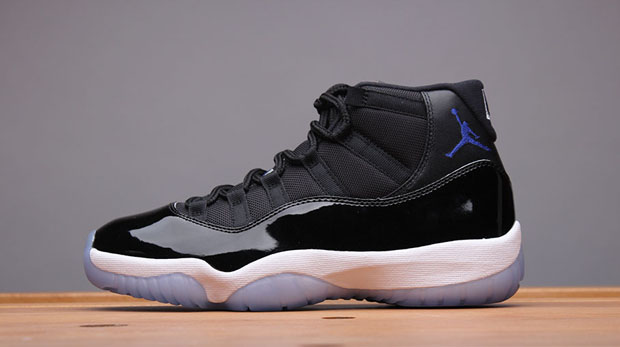 Air Jordan 11 Space Jam Unboxing Detailed Images 07