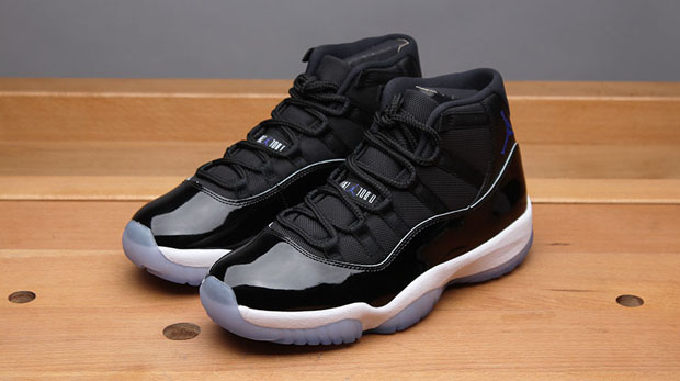 Air Jordan 11 Space Jam Unboxing Detailed Images 08