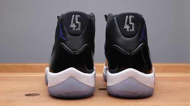 Air Jordan 11 Space Jam Unboxing Detailed Images 09