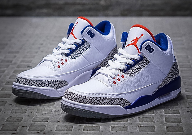 Air Jordan 3 True Blue Foot Locker Locations 01