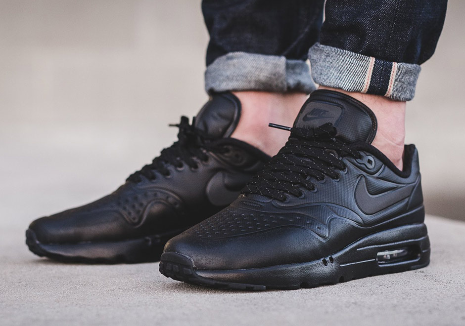 Nike Air Max 1 Ultra Se Triple Black 2