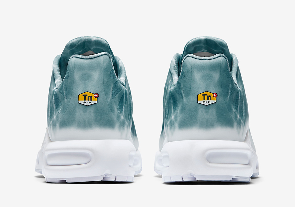 Nike Air Max Plus Pool New Colorway 05