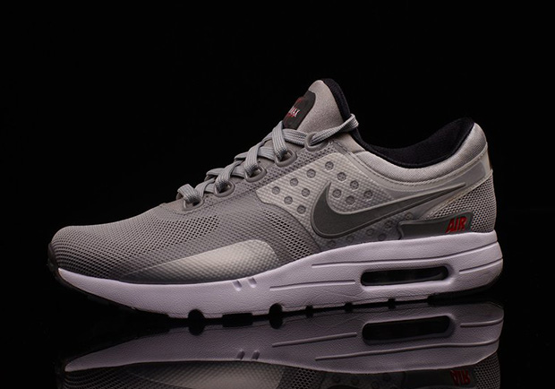 Nike Air Max Zero Metallic Silver 02