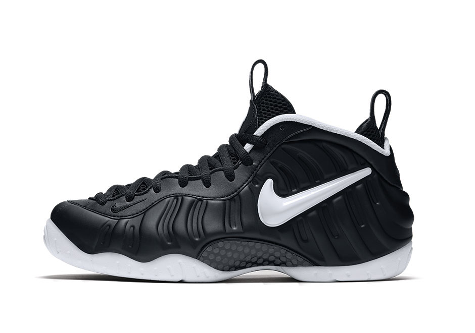 Nike Foamposite Doom Holiday