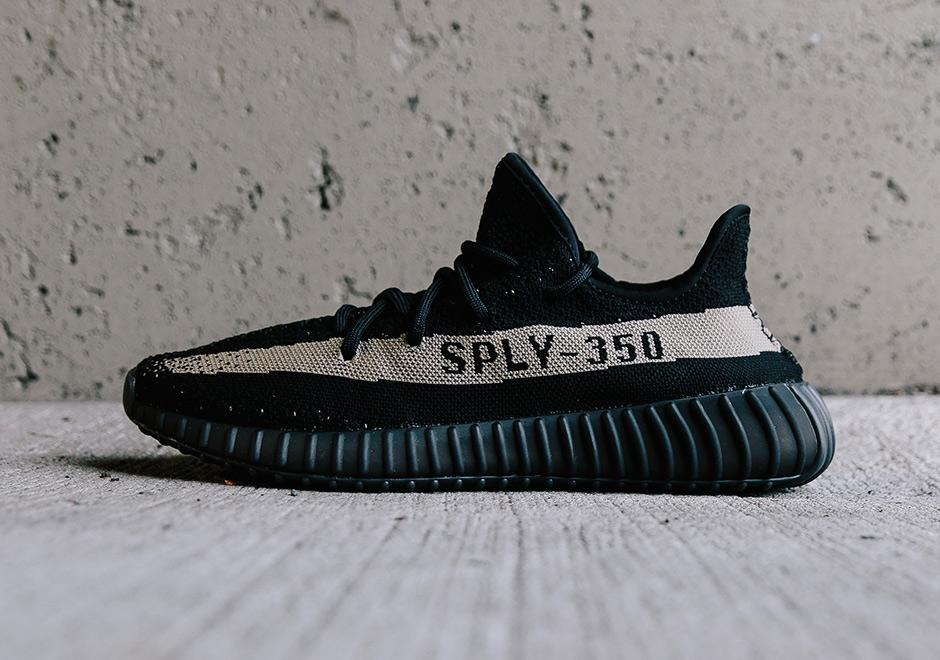 Yeezy Boost 350 V2 Color Raffle 4