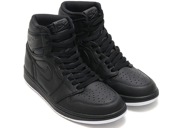 Air Jordan 1 High Black Perforated 555088 002 2