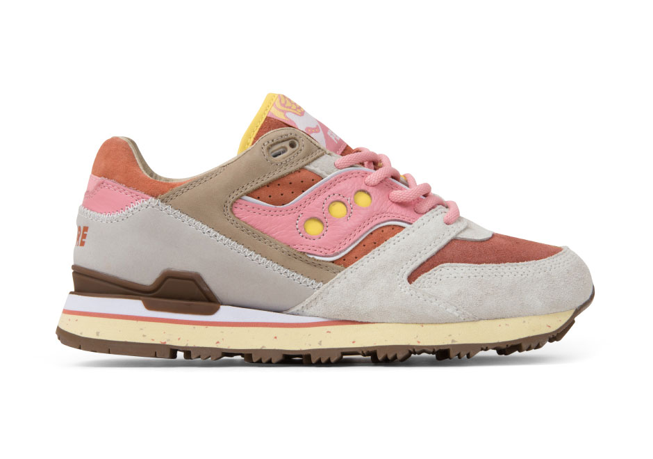 feature-saucony-courageous-bacon-eggs-2