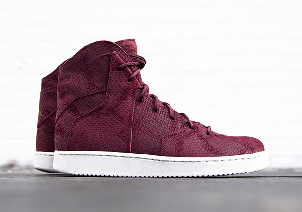 Maroon Snakeskin Hits Russell Westbrook’s Jordan Shoe