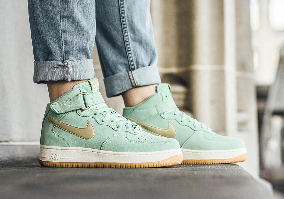 The Nike Air Force 1 Mid Returns In Enamel Green