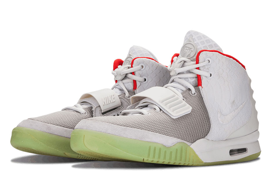 nike-air-yeezy-2-pure-platinum-release-date-history