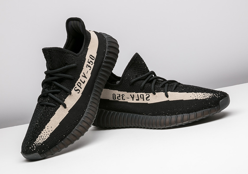 Yeezy Boost 350 V2 Black White Shoes 4