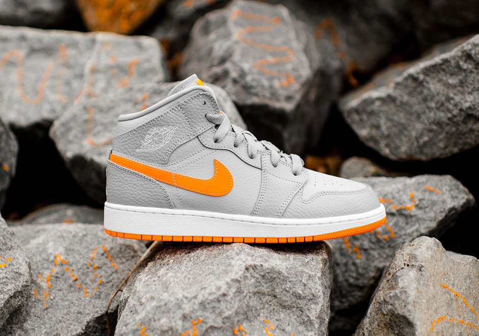 Air Jordan 1 Bg Wolf Grey Bright Citrus White 2