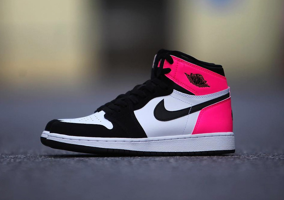 Air Jordan 1 Retro High Og Valentines Day Black Pink 10