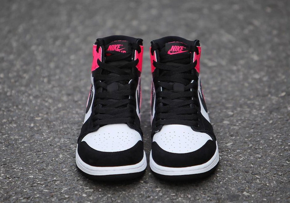 Air Jordan 1 Retro High Og Valentines Day Black Pink 3