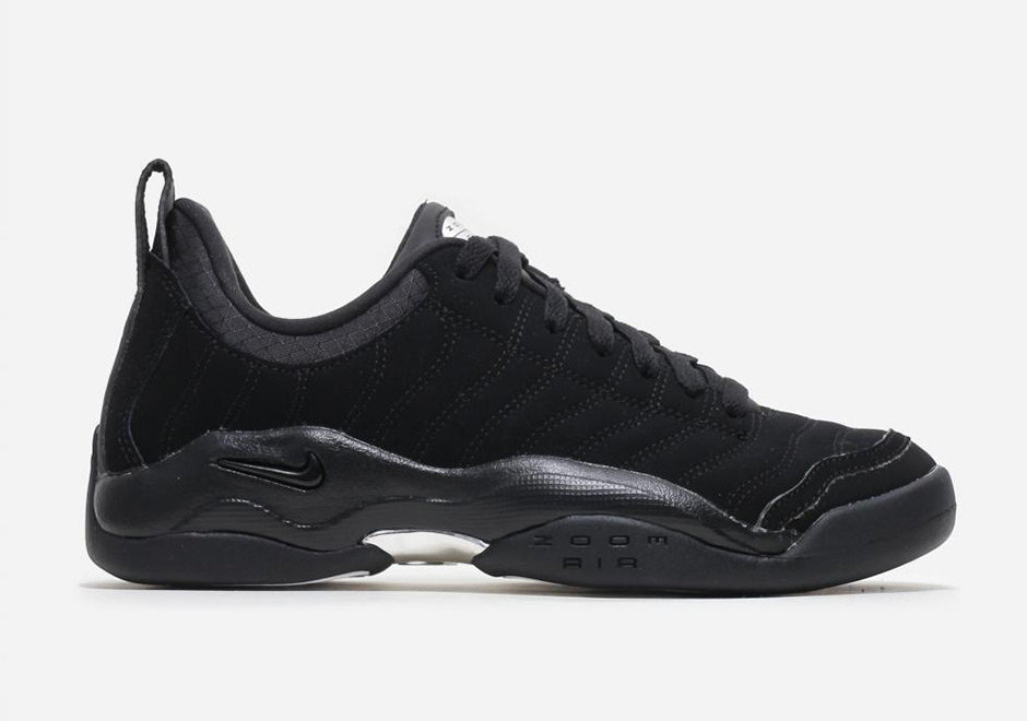 Nike Air Oscillate Triple Black 1