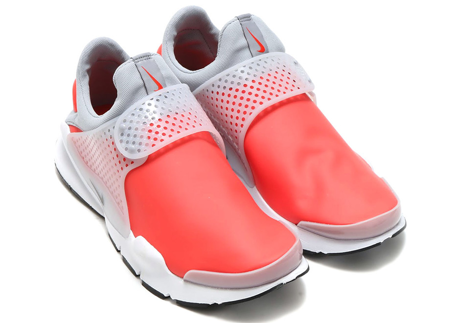 Nike Sock Dart Se Max Orange Wolf Grey 2