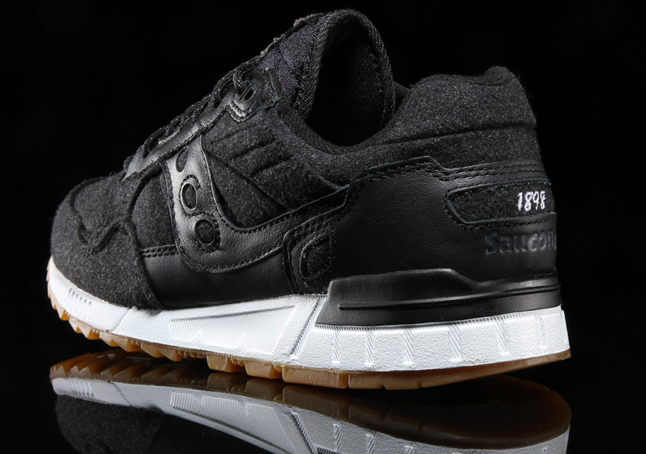 Saucony Shadow 5000 Varsity Jacket Black 3