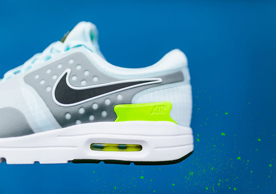 Nike_Air-Max-Zero-Wmns_Glacier-Blue-2