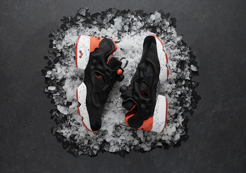 End Reebok Instapump Fury Black Salmon 2