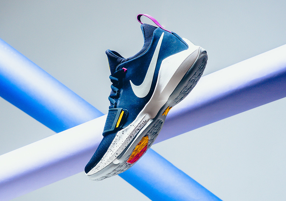 Nike Pg 1 Obsidian White University Gold Pacers 2