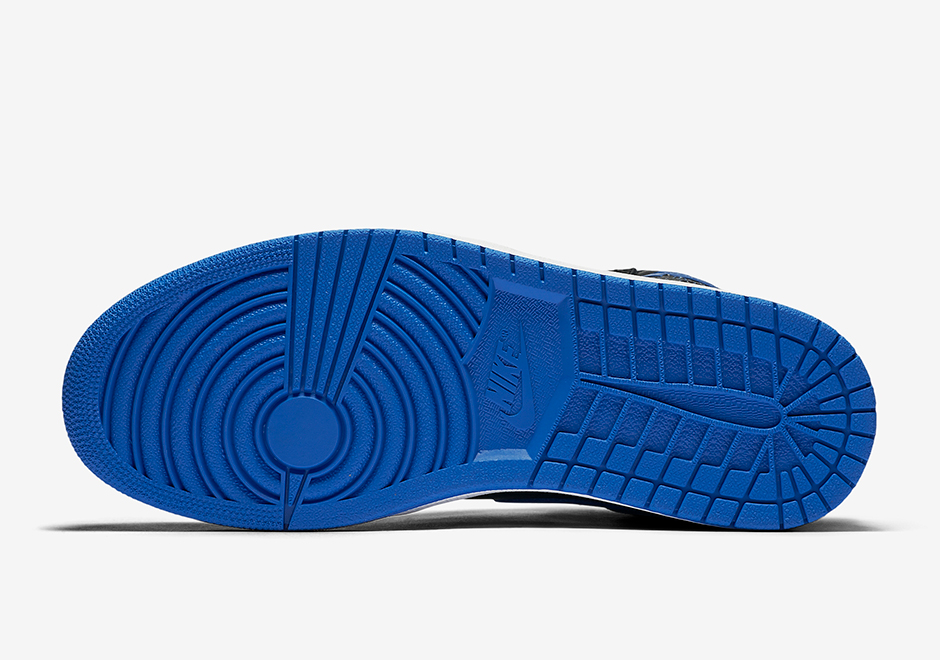 Air Jordan 1 Royal Official Photos 06