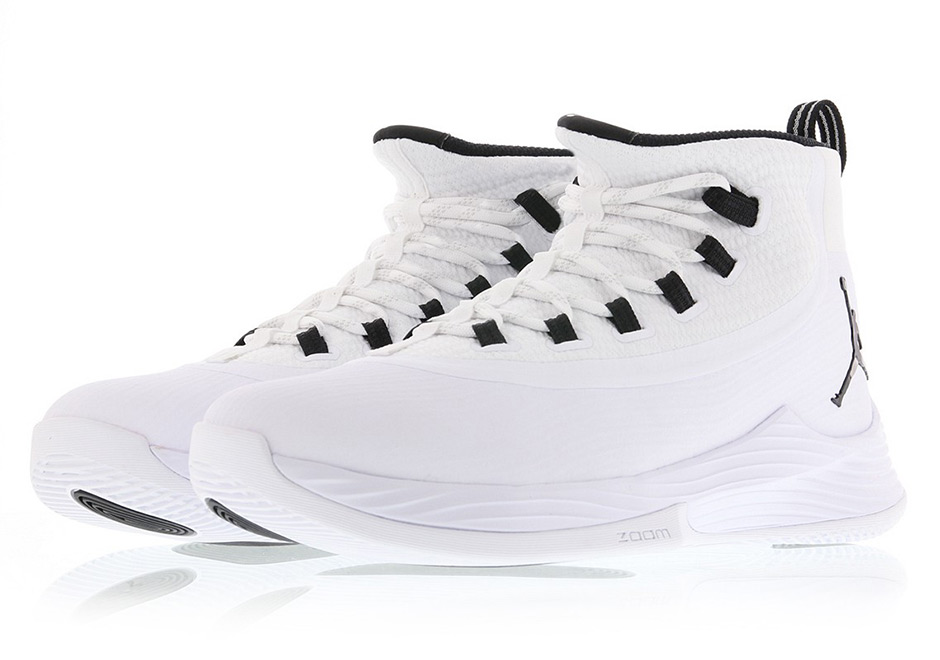 Jordan Ultra Fly 2 White Black Preview 03