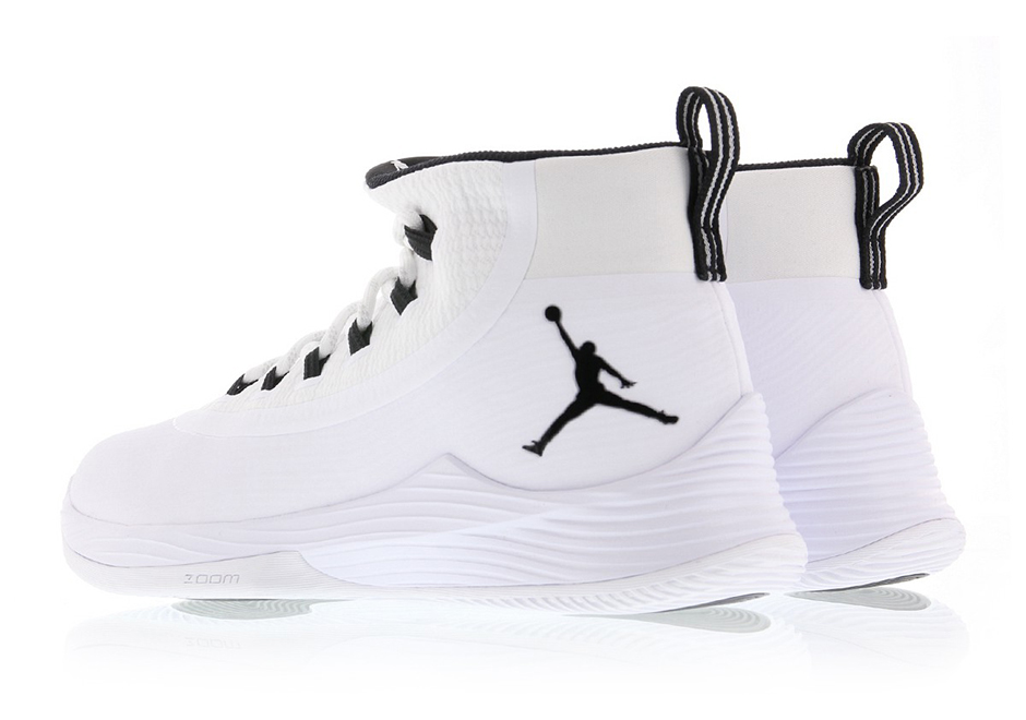 Jordan Ultra Fly 2 White Black Preview 04