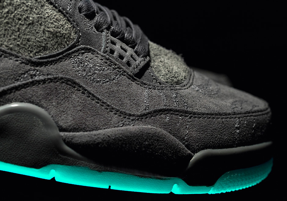 Kaws Air Jordan 4 Glow In The Dark Sole 5