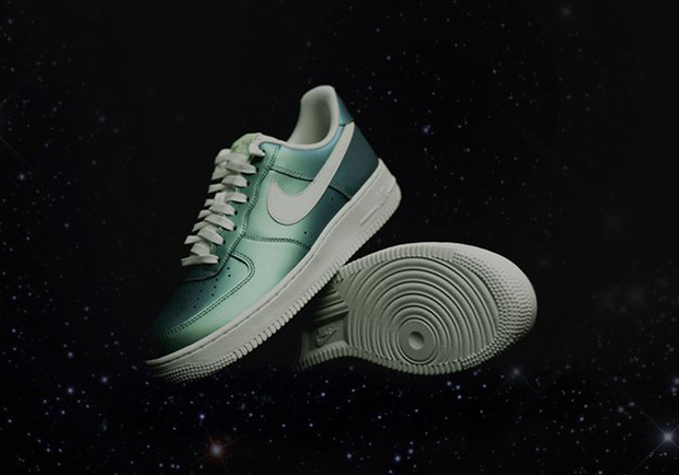 Nike Air Force 1 Low Shiny Mint 04